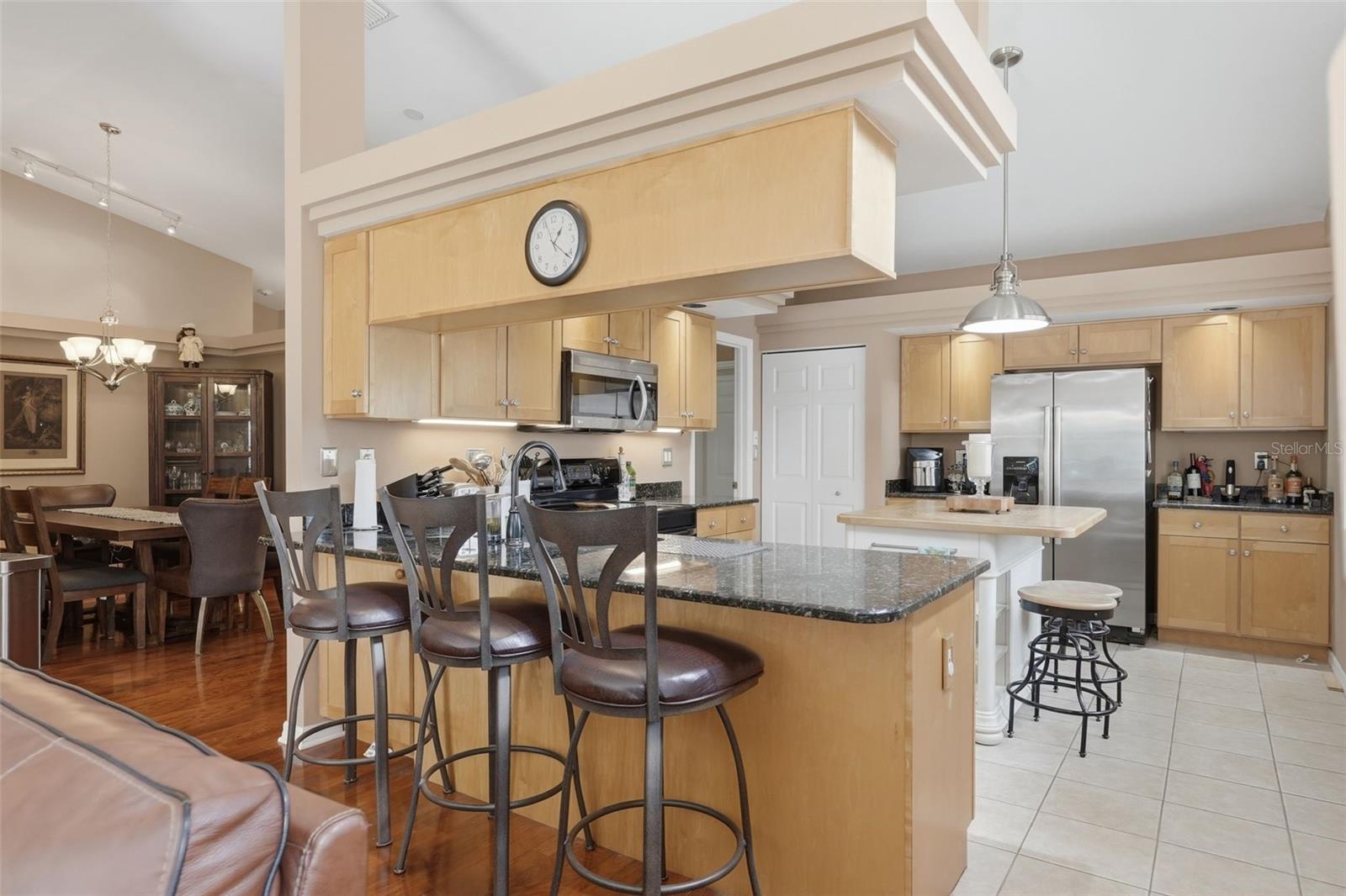 PINELLAS GROVES - Residential