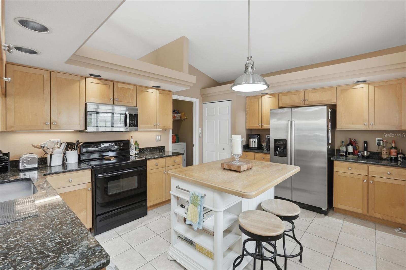 PINELLAS GROVES - Residential