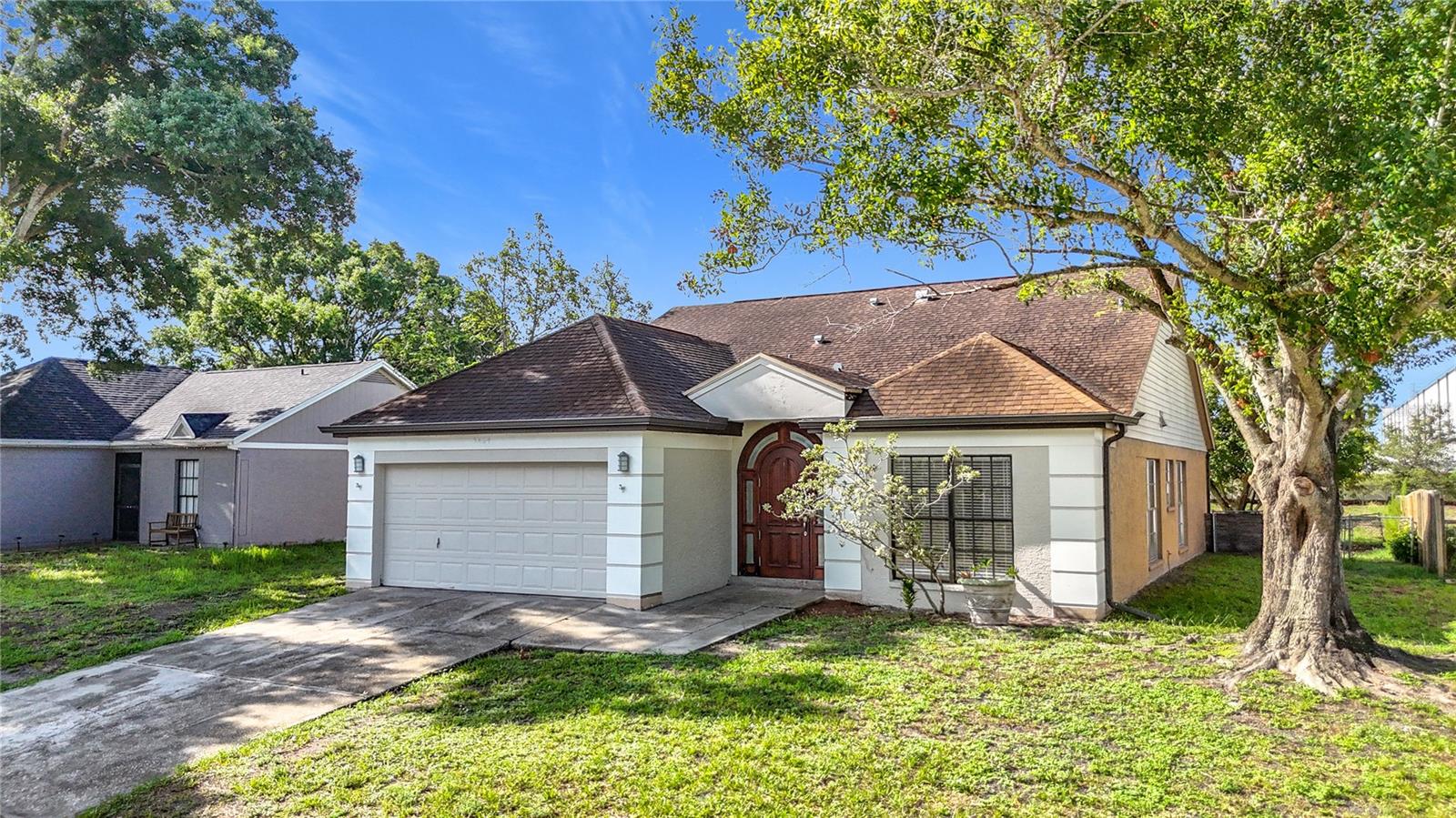 MEADOW LAKES EAST - Residential
