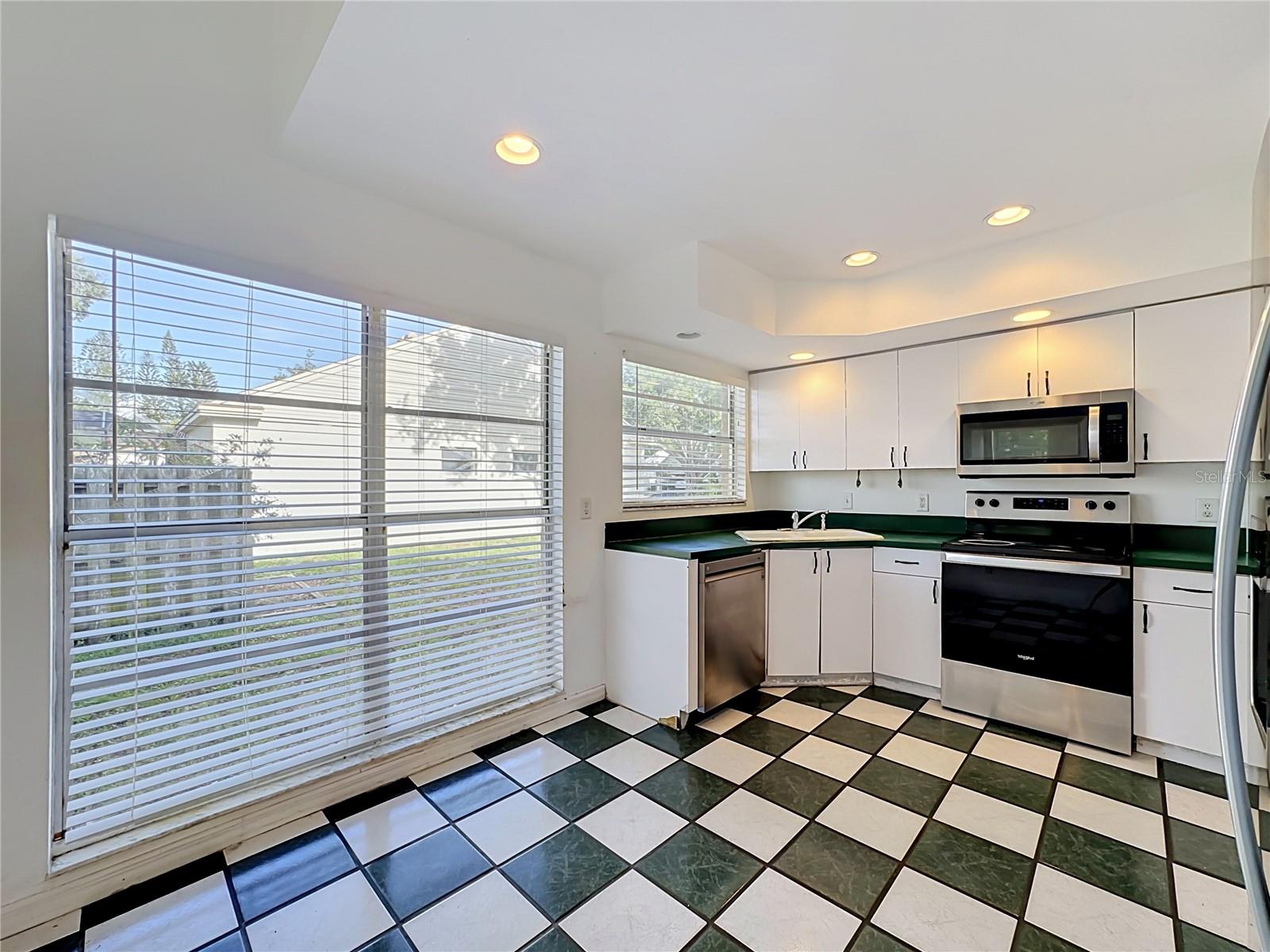 MEADOW LAKES EAST - Residential