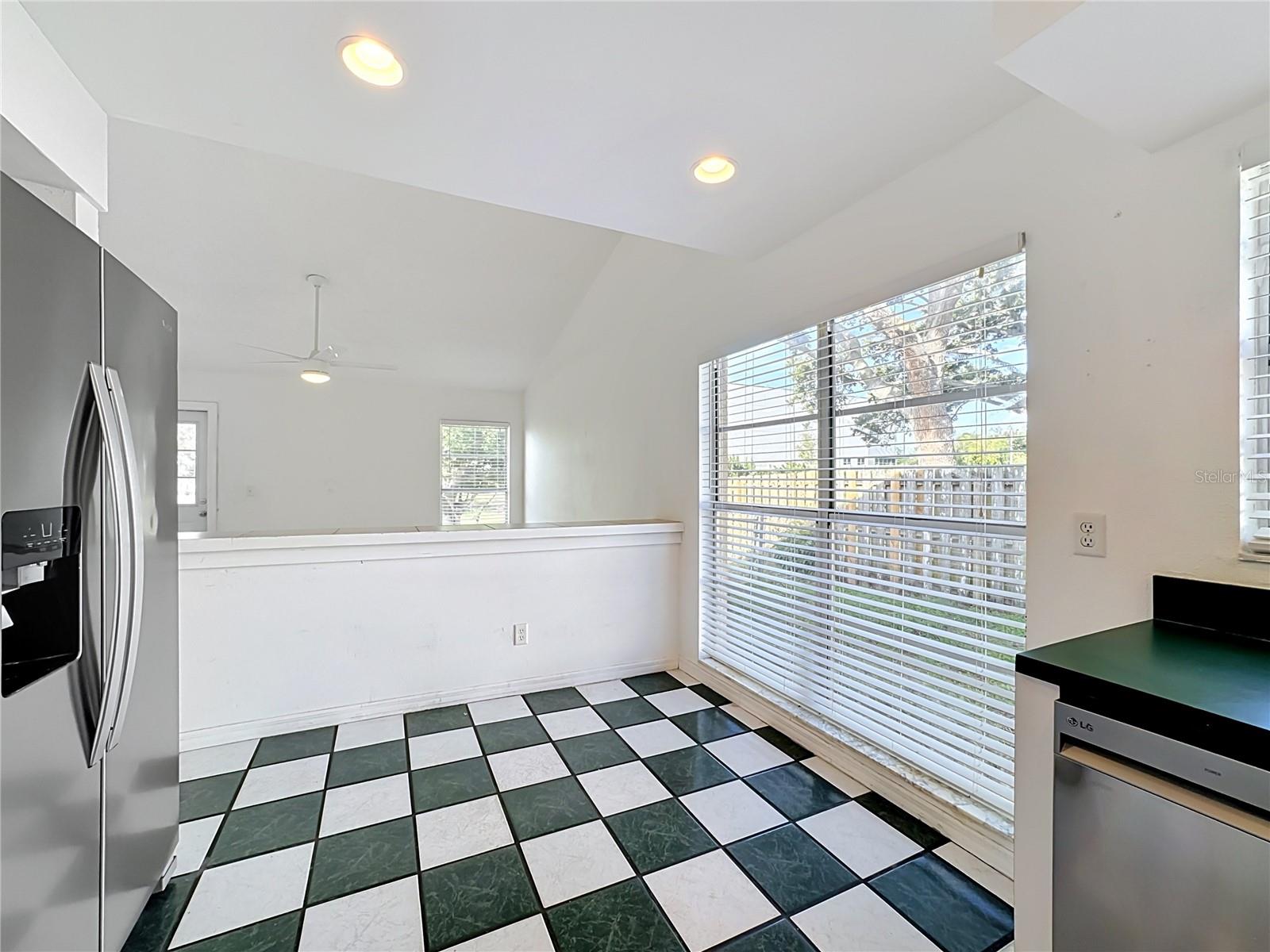 MEADOW LAKES EAST - Residential