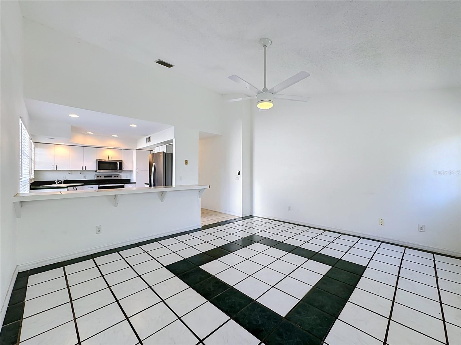 MEADOW LAKES EAST - Residential