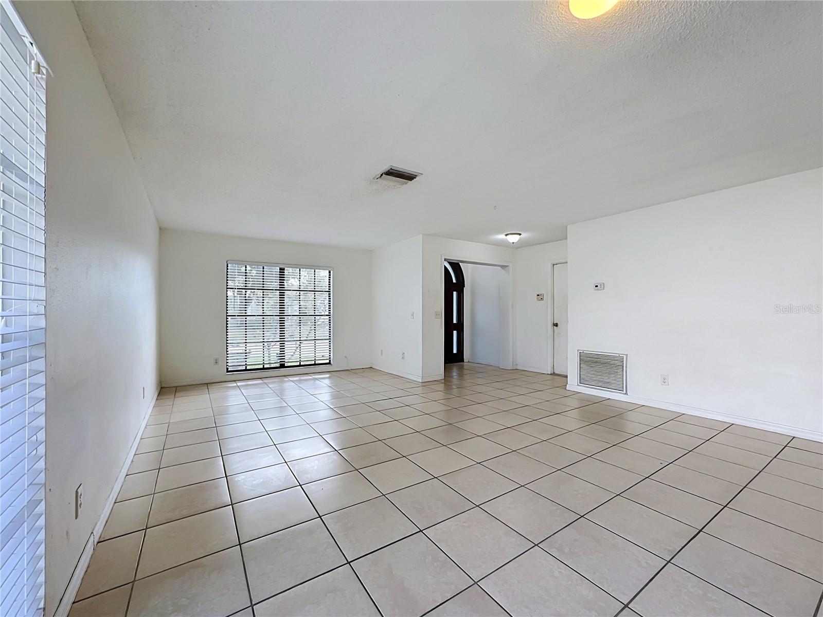MEADOW LAKES EAST - Residential
