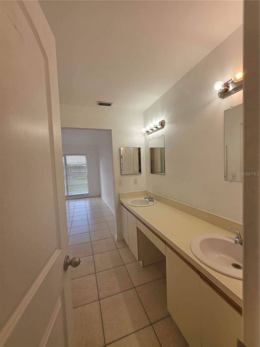 MEADOW LAKES EAST - Residential