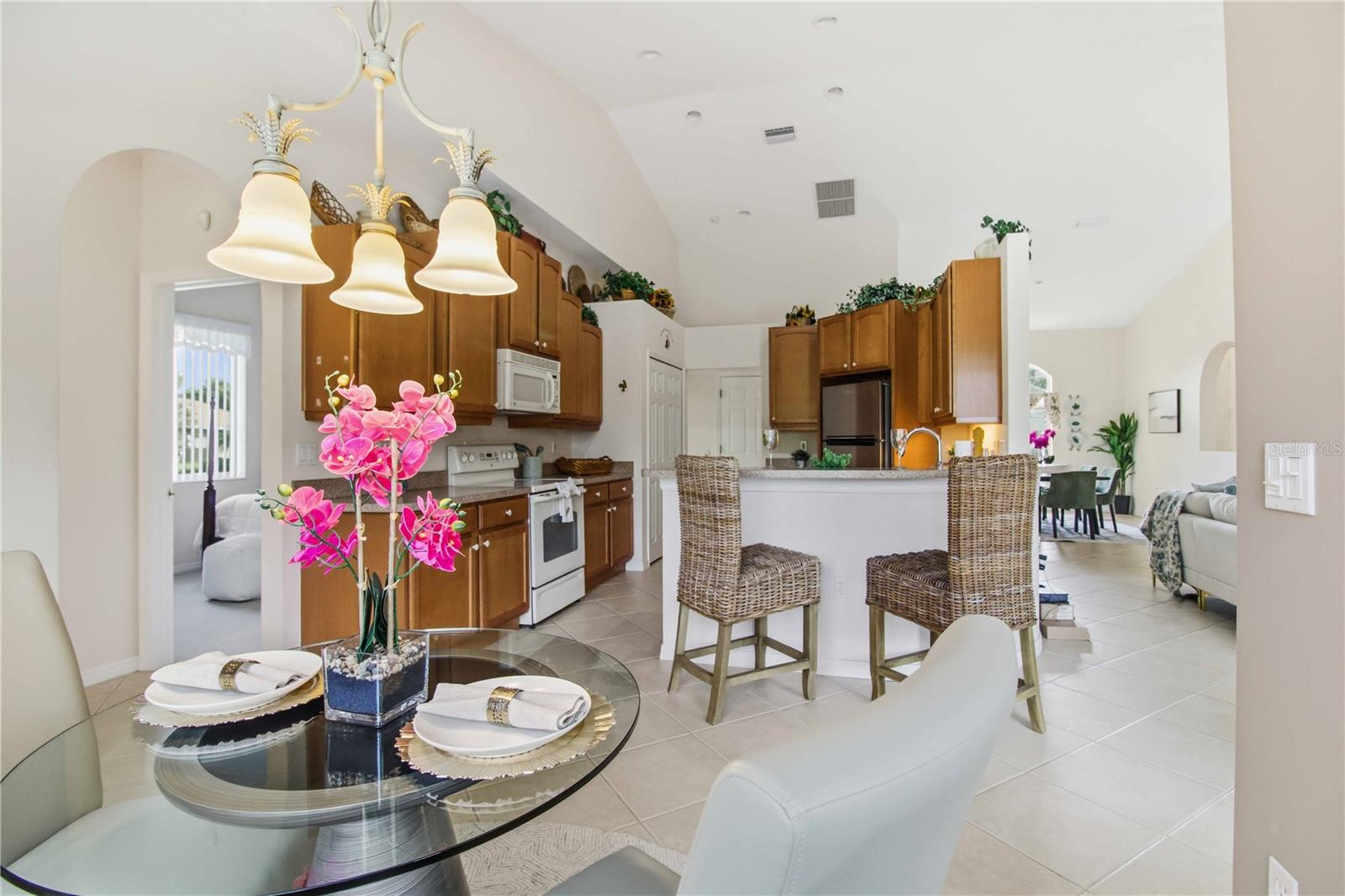 ANCIENT OAKS UNIT ONE - Residential