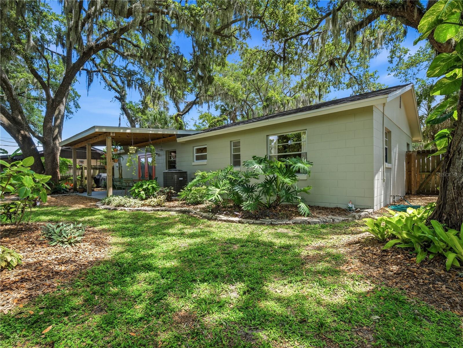 FLORIDA SHORES 01 - Residential