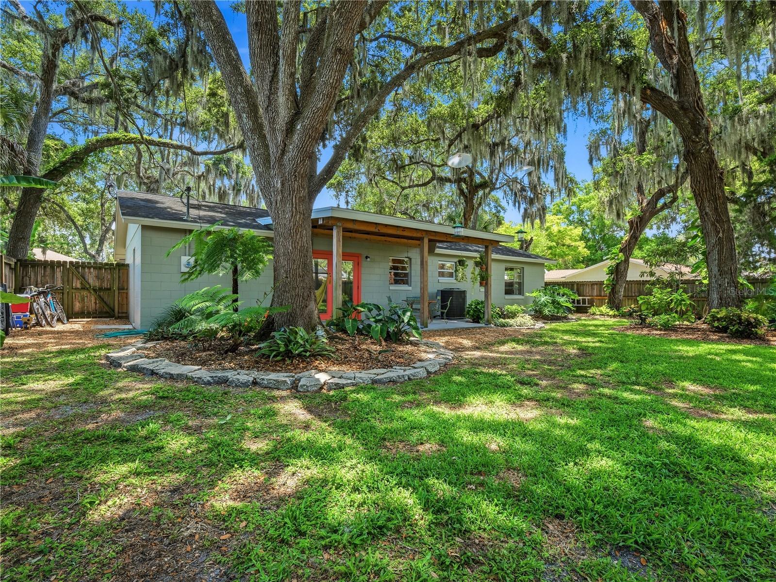 FLORIDA SHORES 01 - Residential