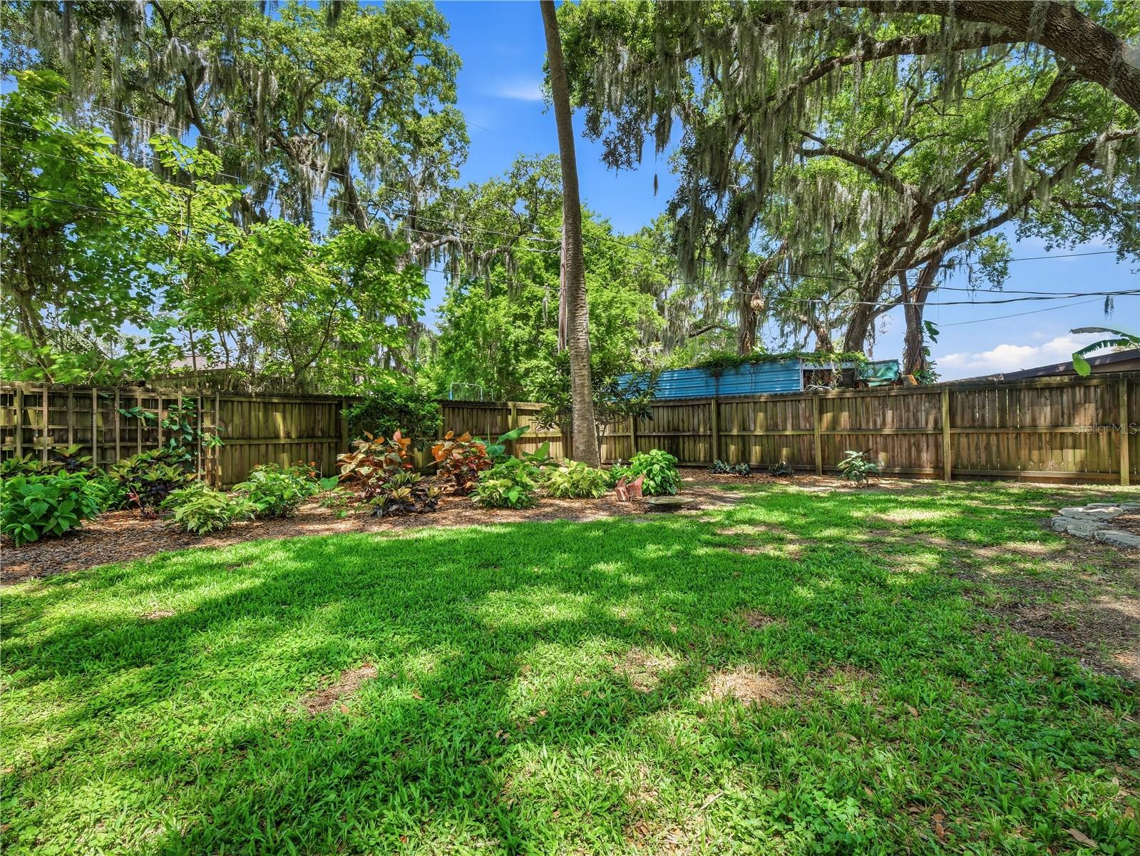 FLORIDA SHORES 01 - Residential
