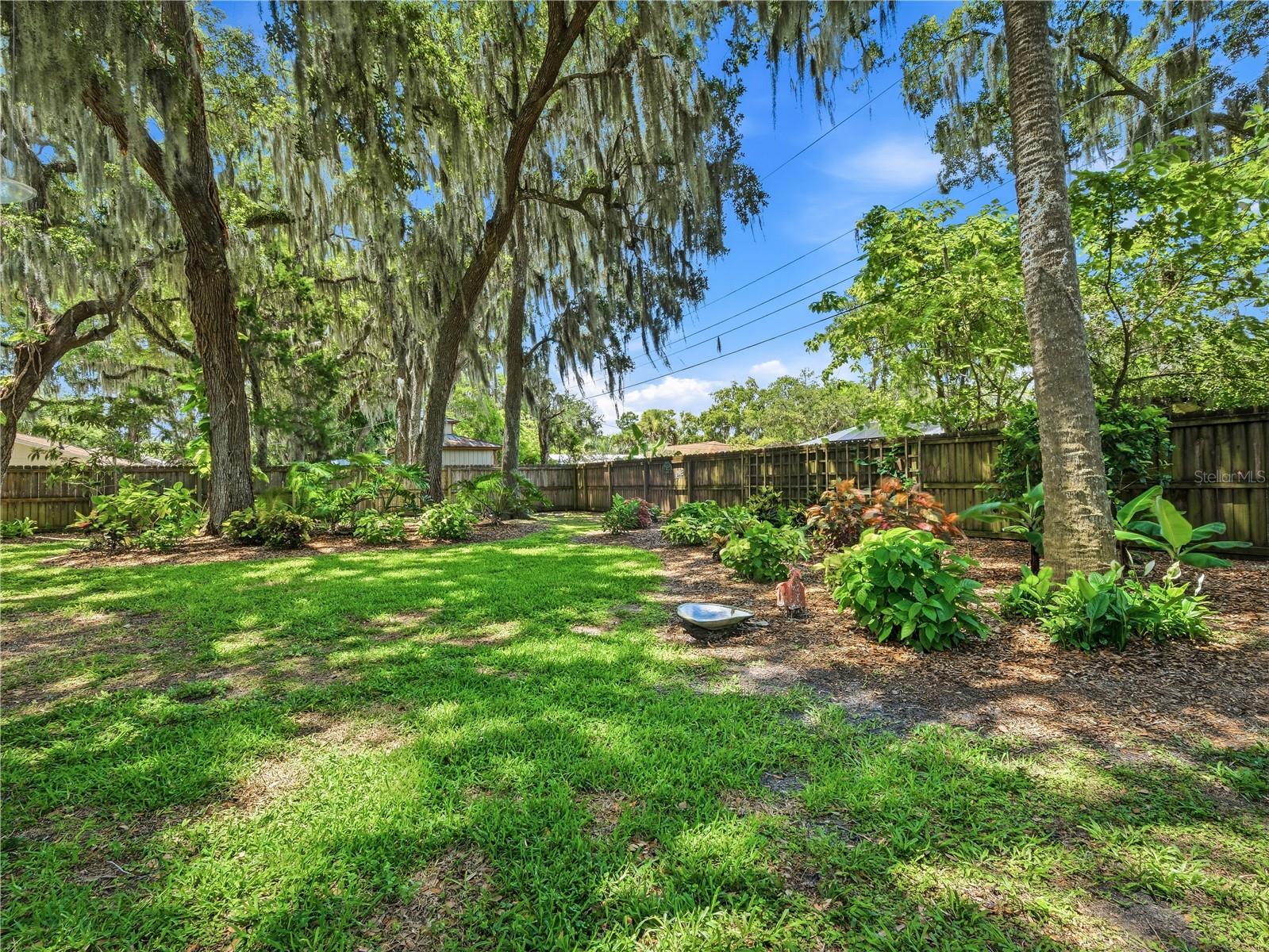 FLORIDA SHORES 01 - Residential
