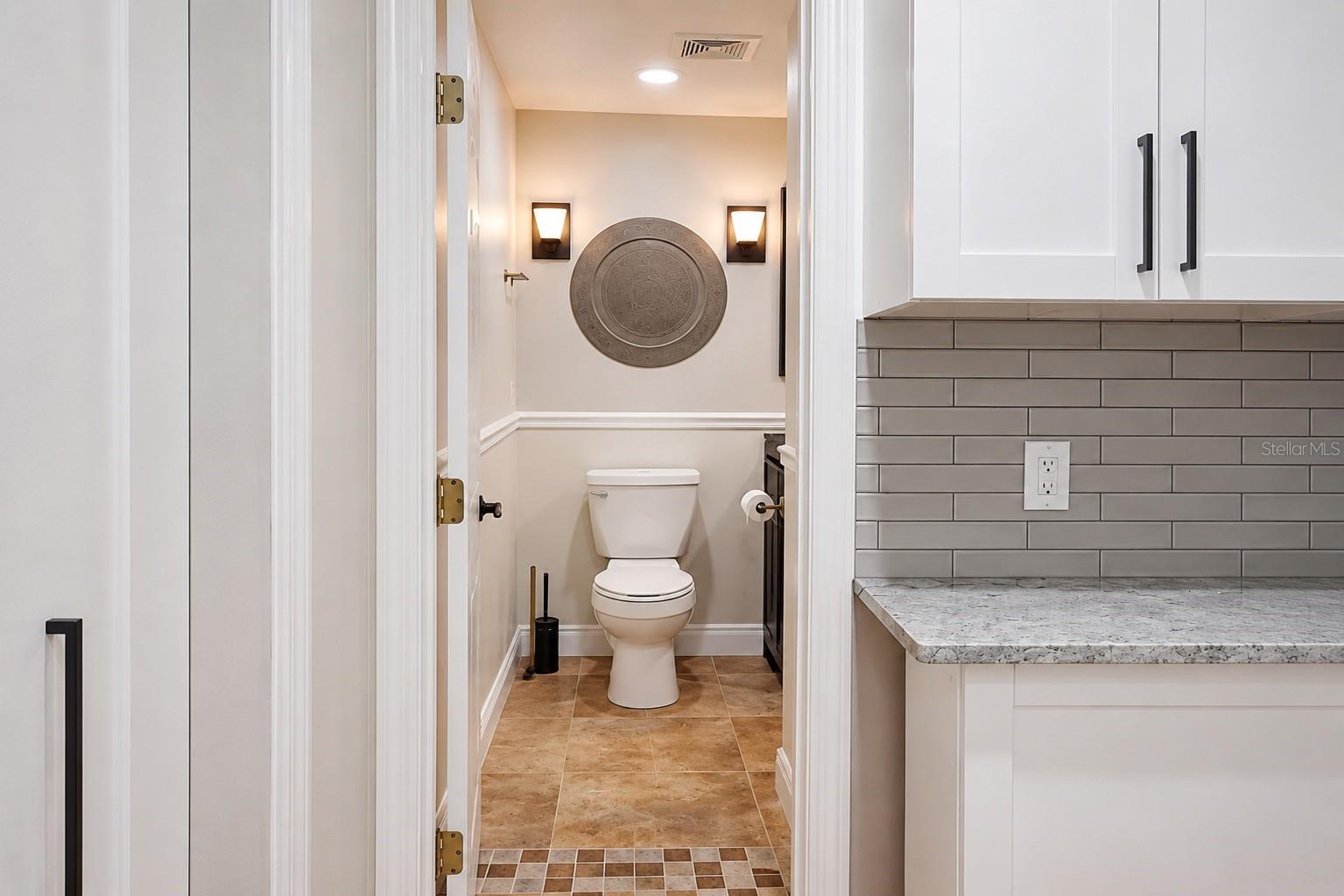 BRANDON VALRICO HILLS ESTATES SUB - Residential
