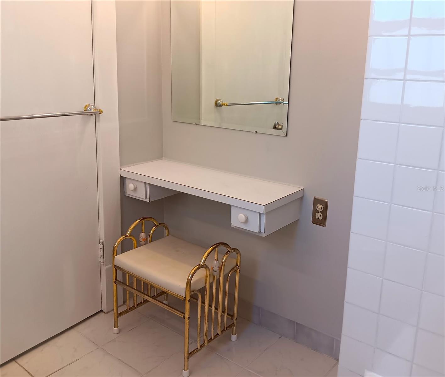 GRAND VIEW PARK REV - Residential Lease