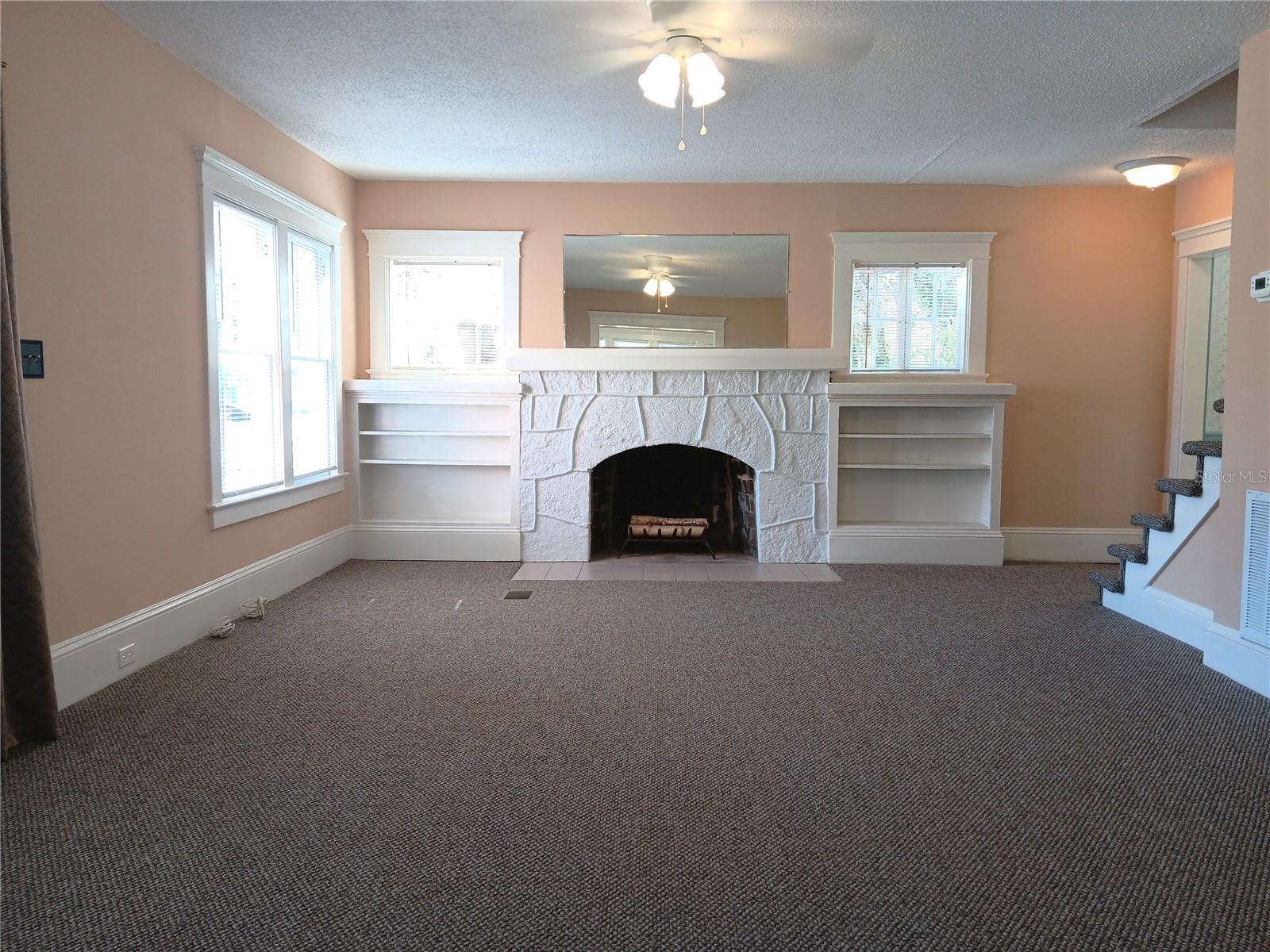 GRAND VIEW PARK REV - Residential Lease