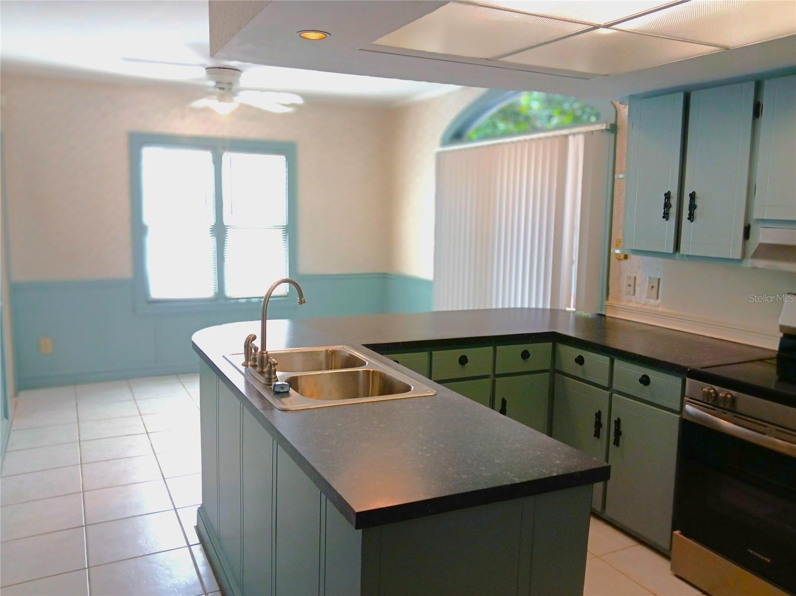 GRAND VIEW PARK REV - Residential Lease