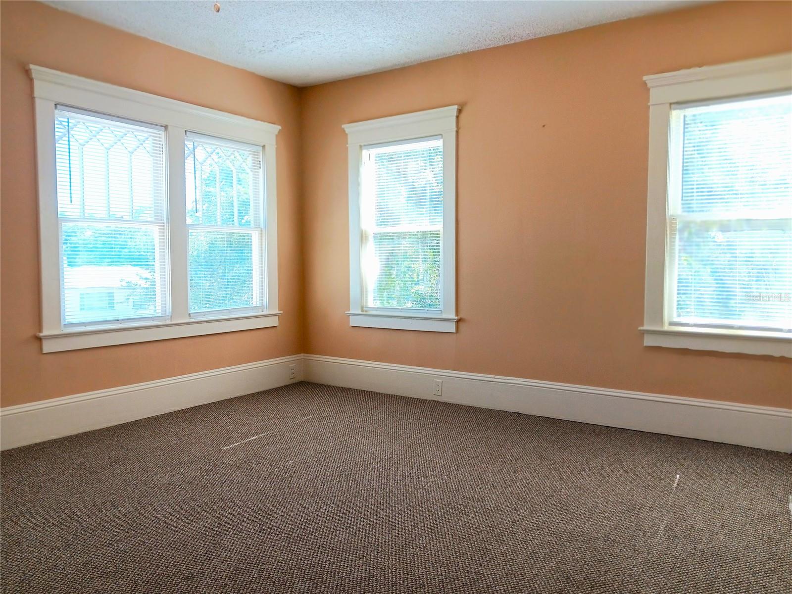GRAND VIEW PARK REV - Residential Lease