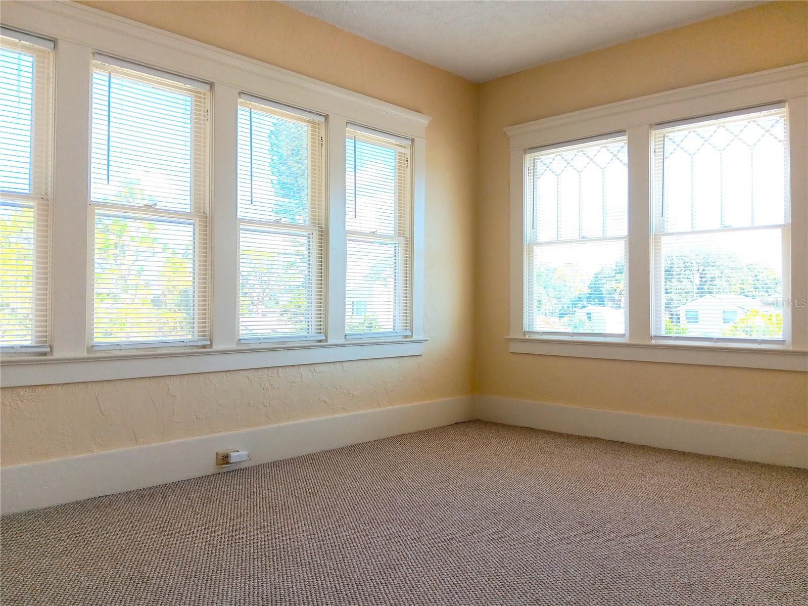 GRAND VIEW PARK REV - Residential Lease
