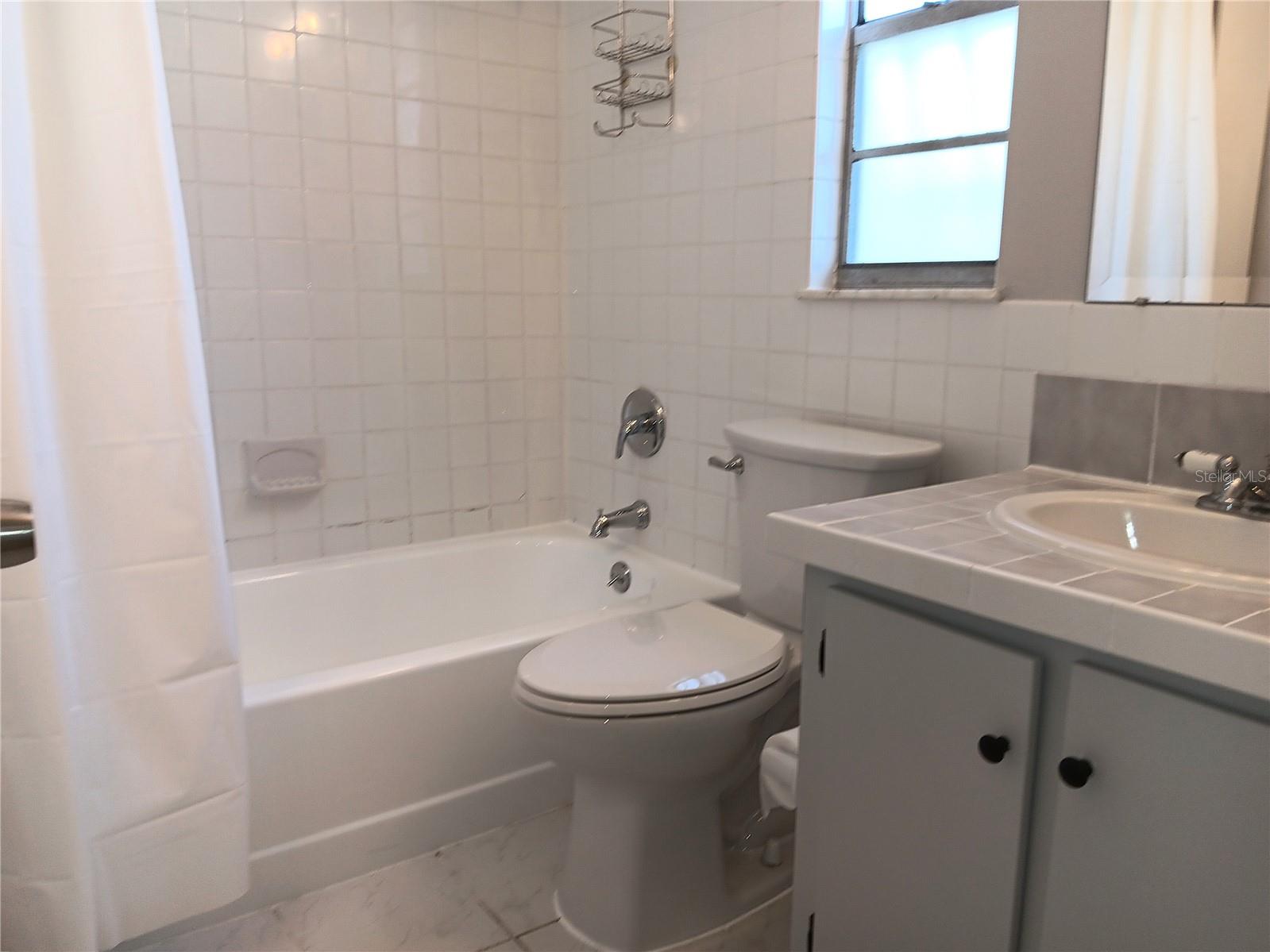 GRAND VIEW PARK REV - Residential Lease