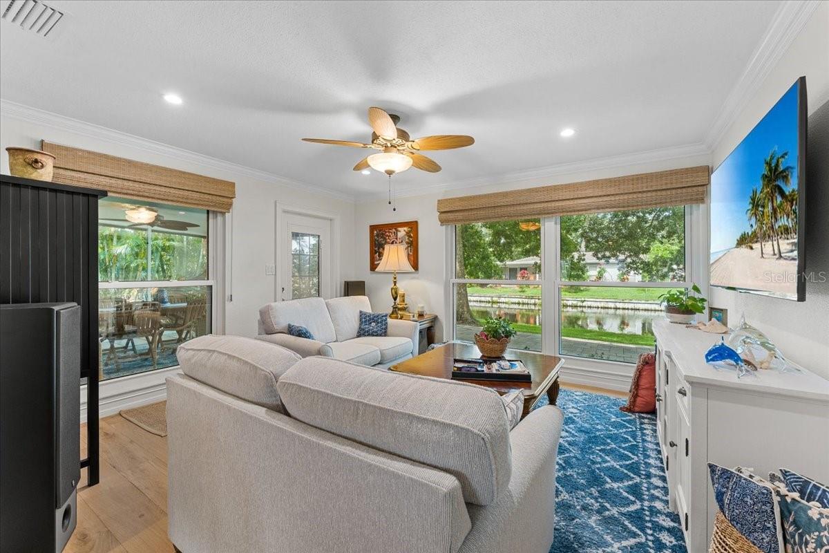 CANTERBURY CHASE - Residential