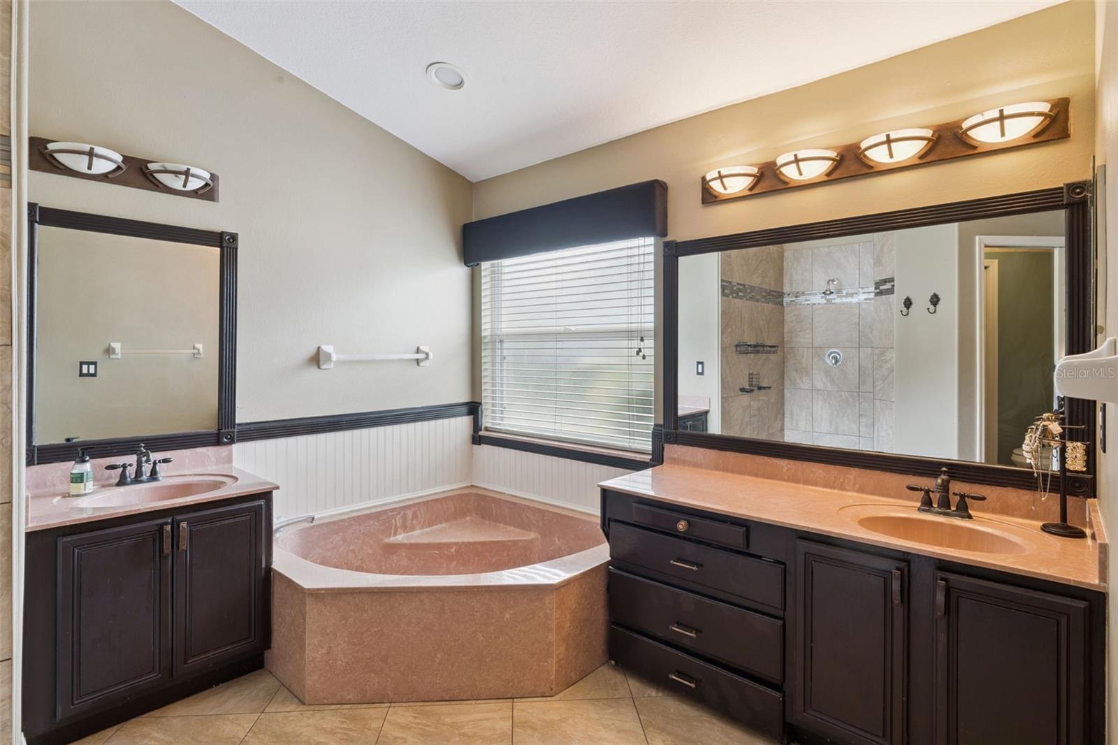 WATERFORD LAKES TR N25B - Residential