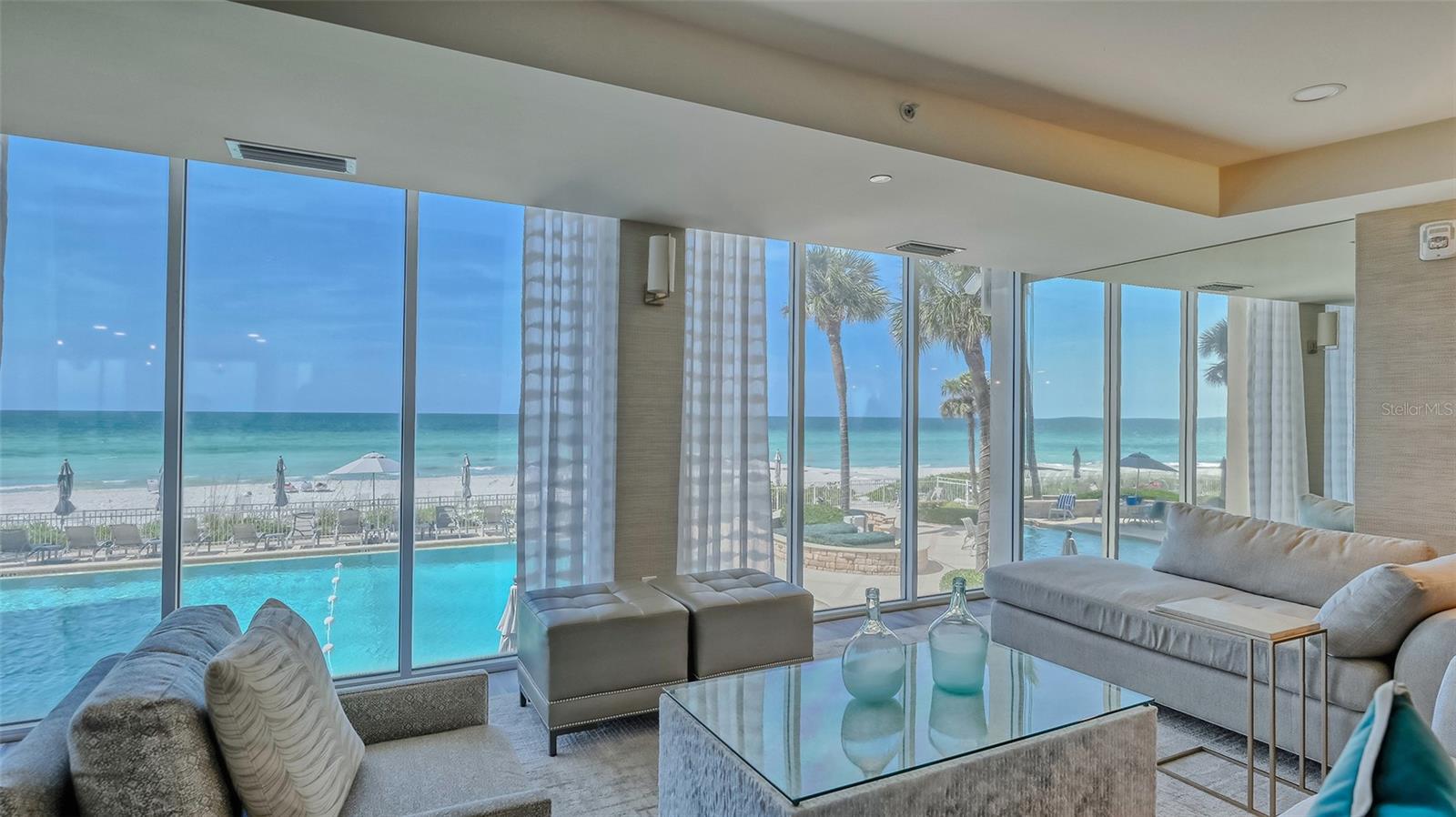 ISLANDER CLUB OF LONGBOAT - Residential