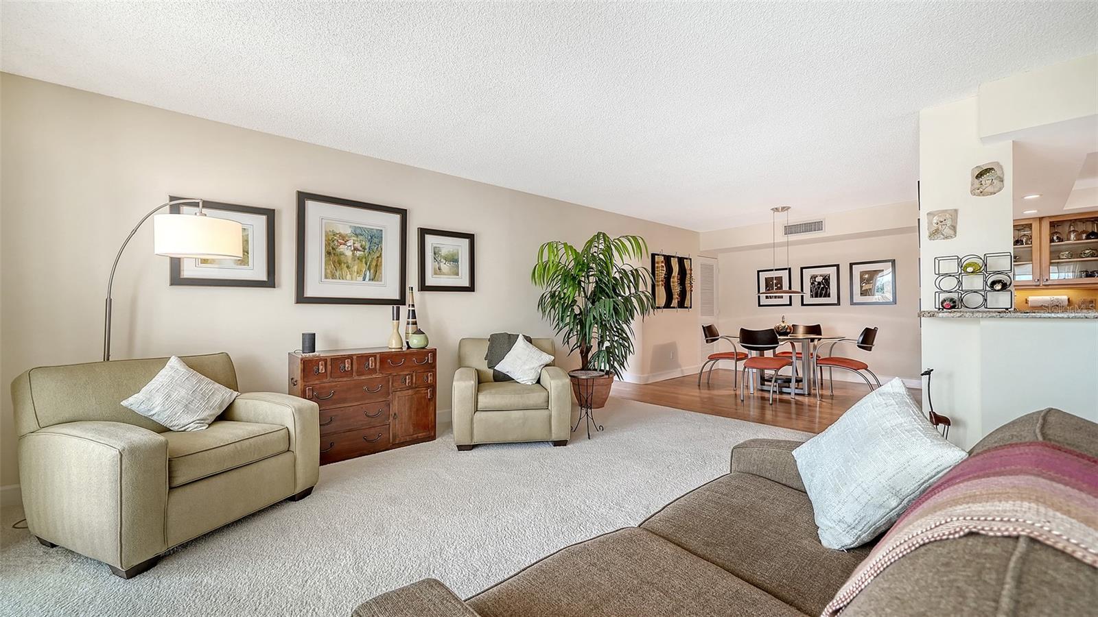 ISLANDER CLUB OF LONGBOAT - Residential