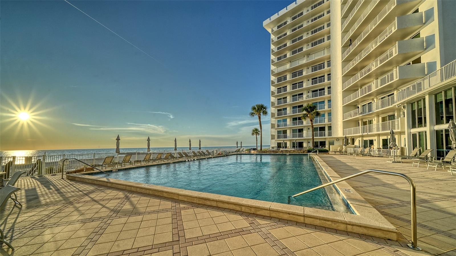 ISLANDER CLUB OF LONGBOAT - Residential