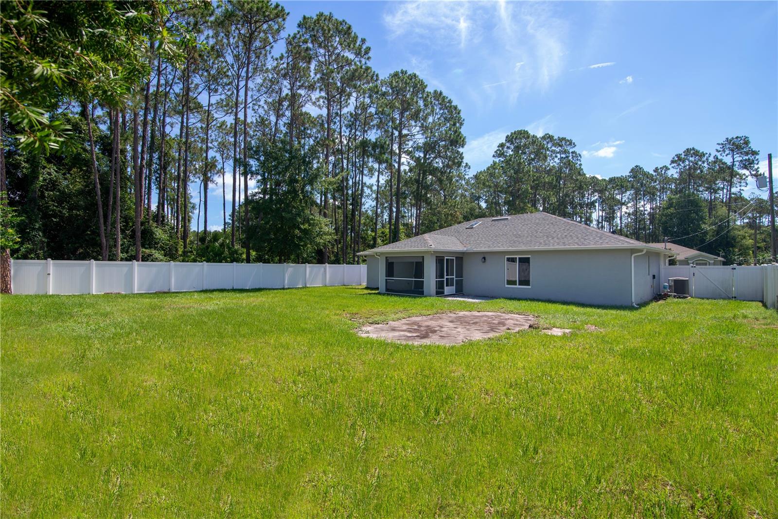 LAKEVIEW - Residential