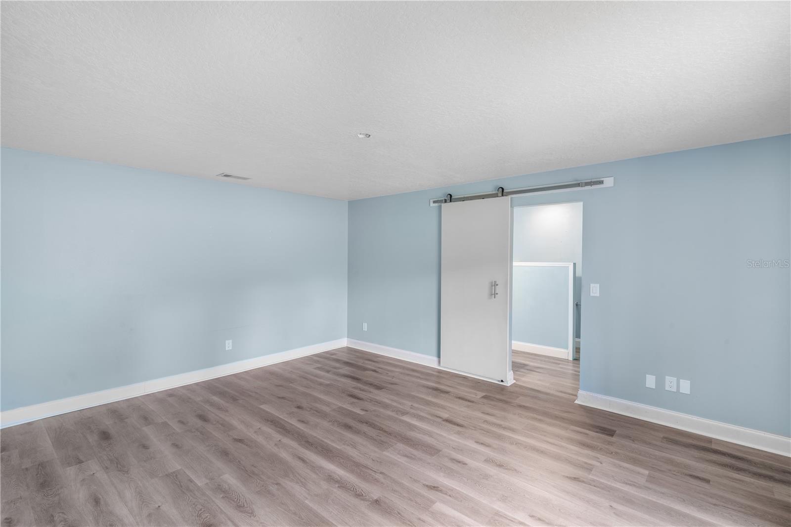 LAKEVIEW - Residential