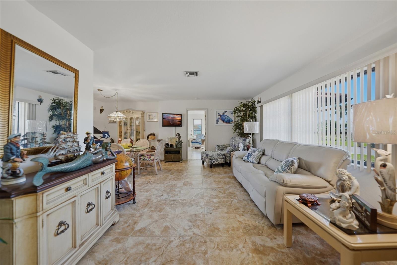 PUNTA GORDA ISLES SEC 4 - Residential