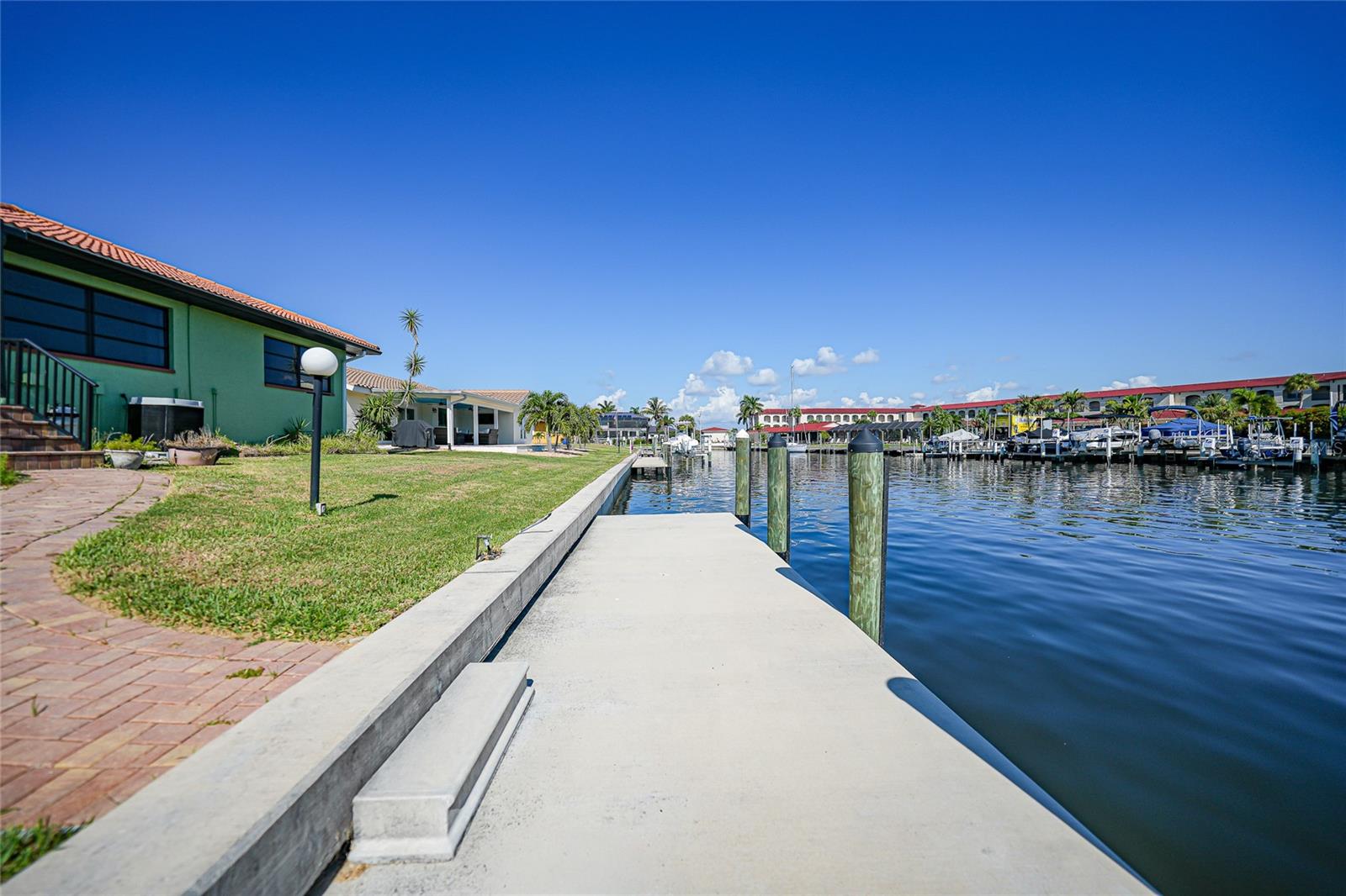 PUNTA GORDA ISLES SEC 4 - Residential
