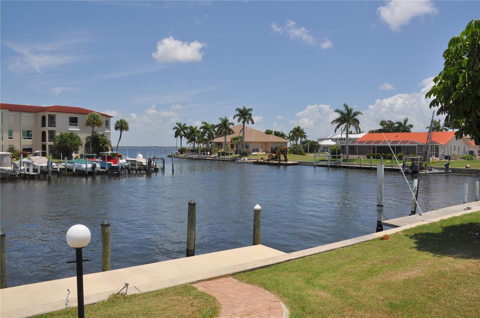 PUNTA GORDA ISLES SEC 4 - Residential