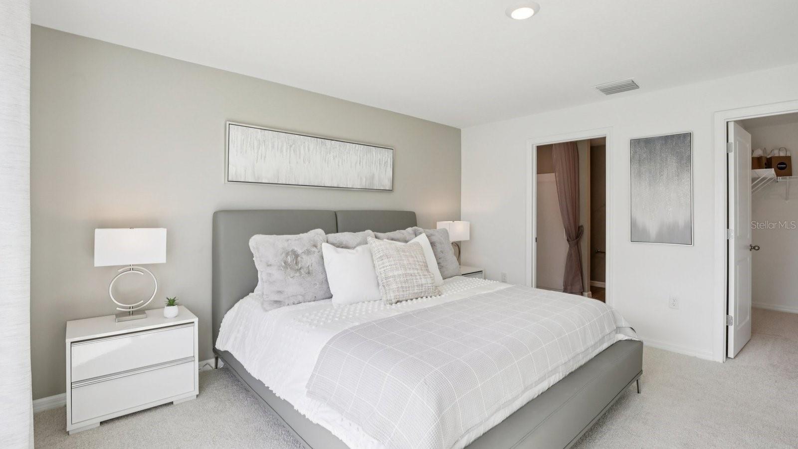 EAST REGNAS - Residential