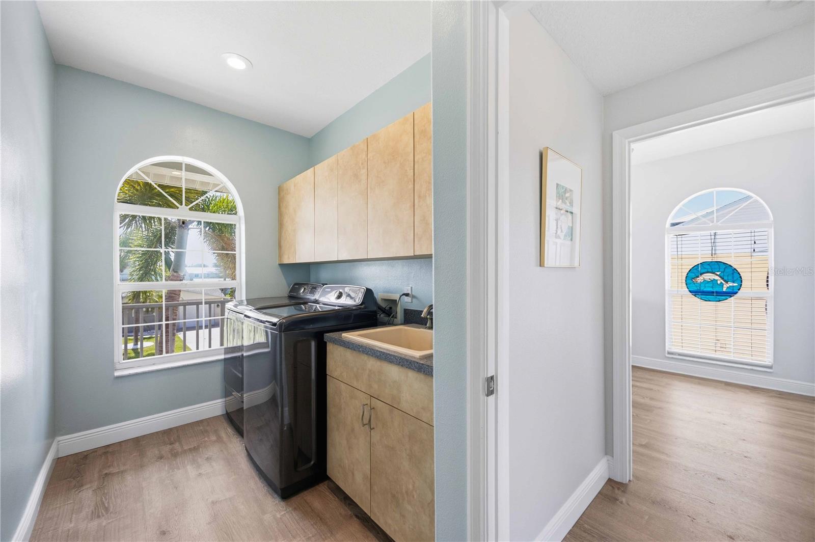 PALM POINT - Residential