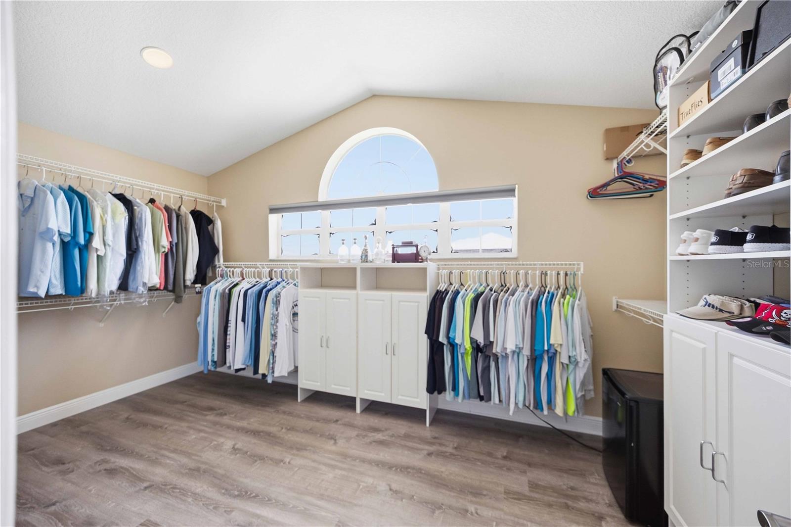 PALM POINT - Residential