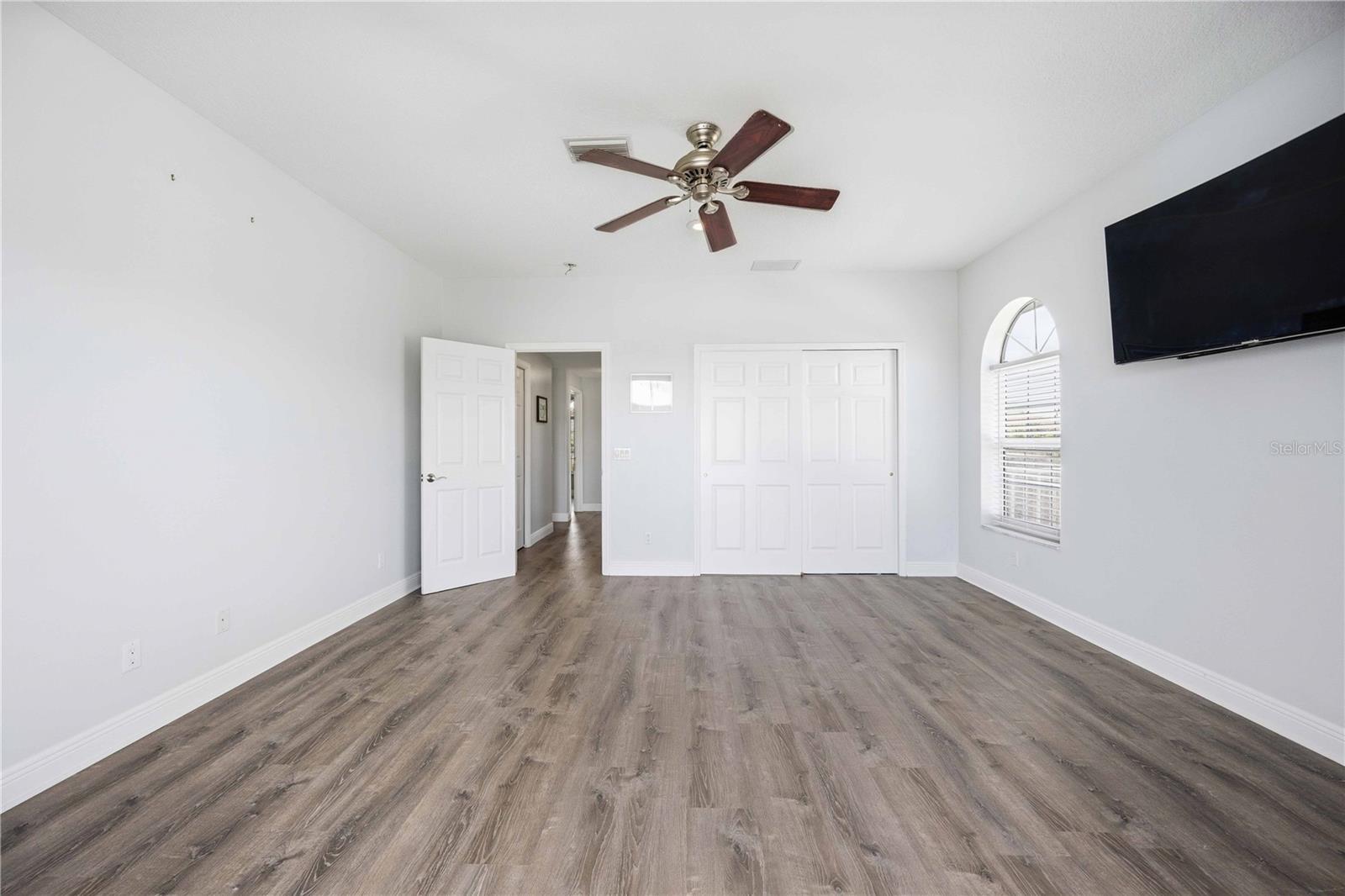PALM POINT - Residential