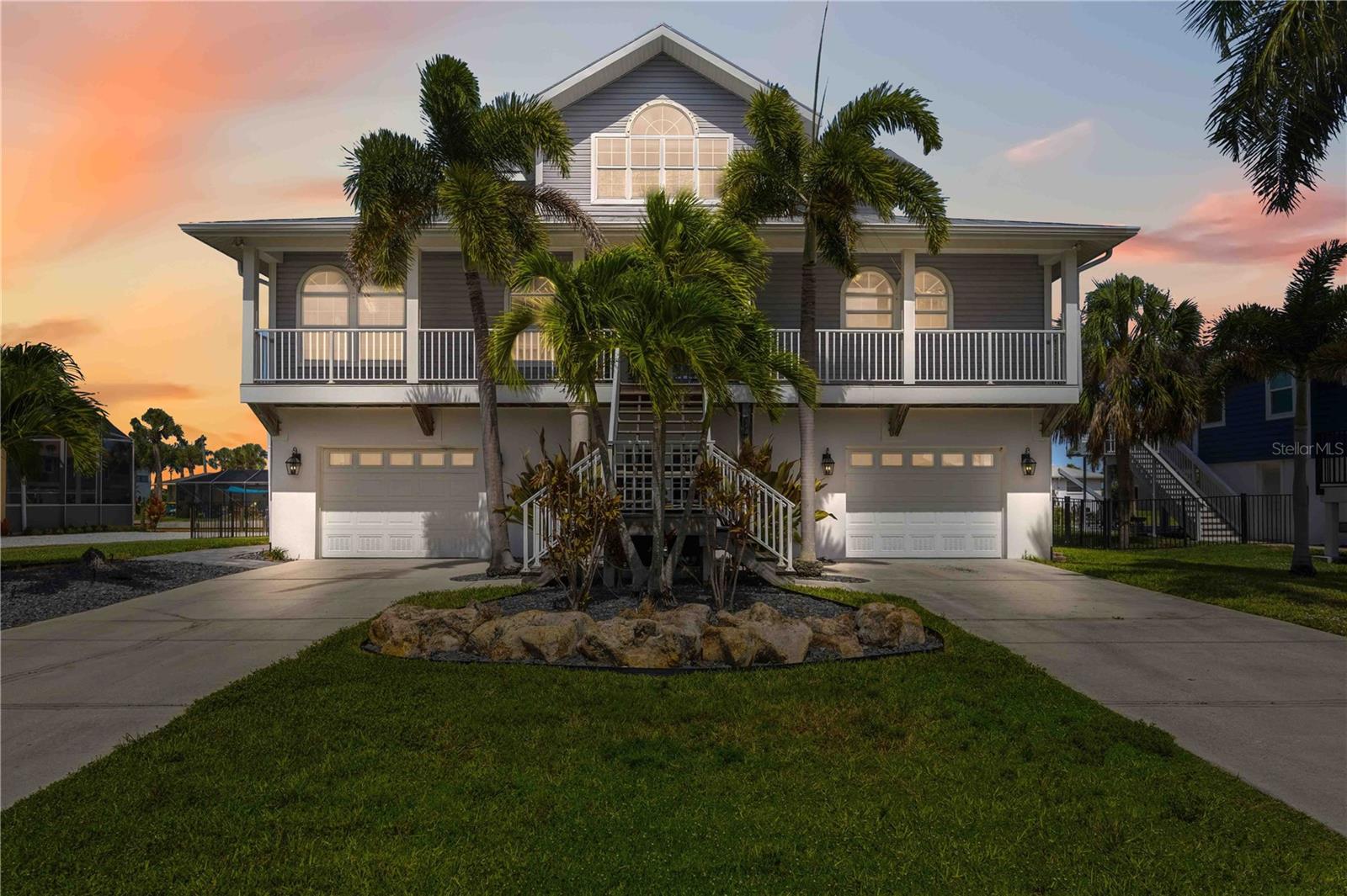 PALM POINT - Residential