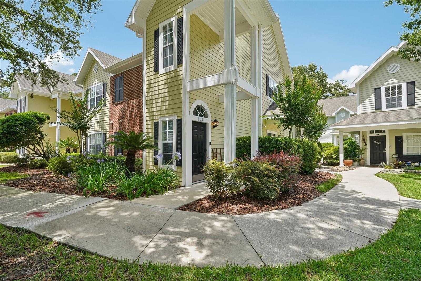 THE LINKS - Residential