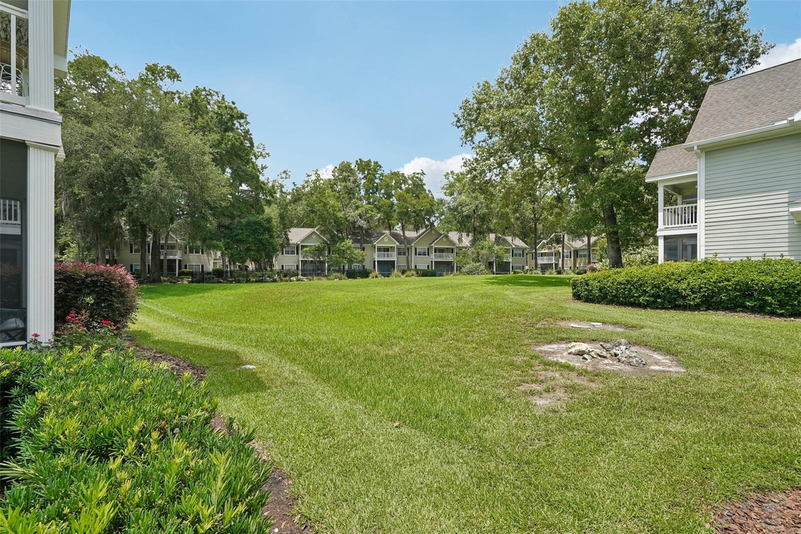 THE LINKS - Residential