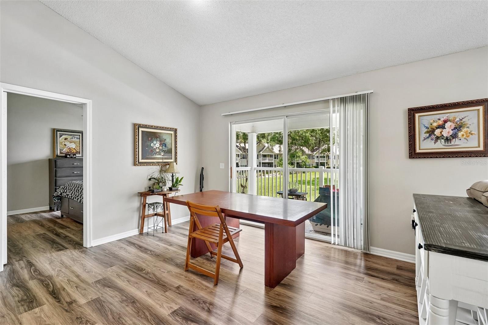 THE LINKS - Residential