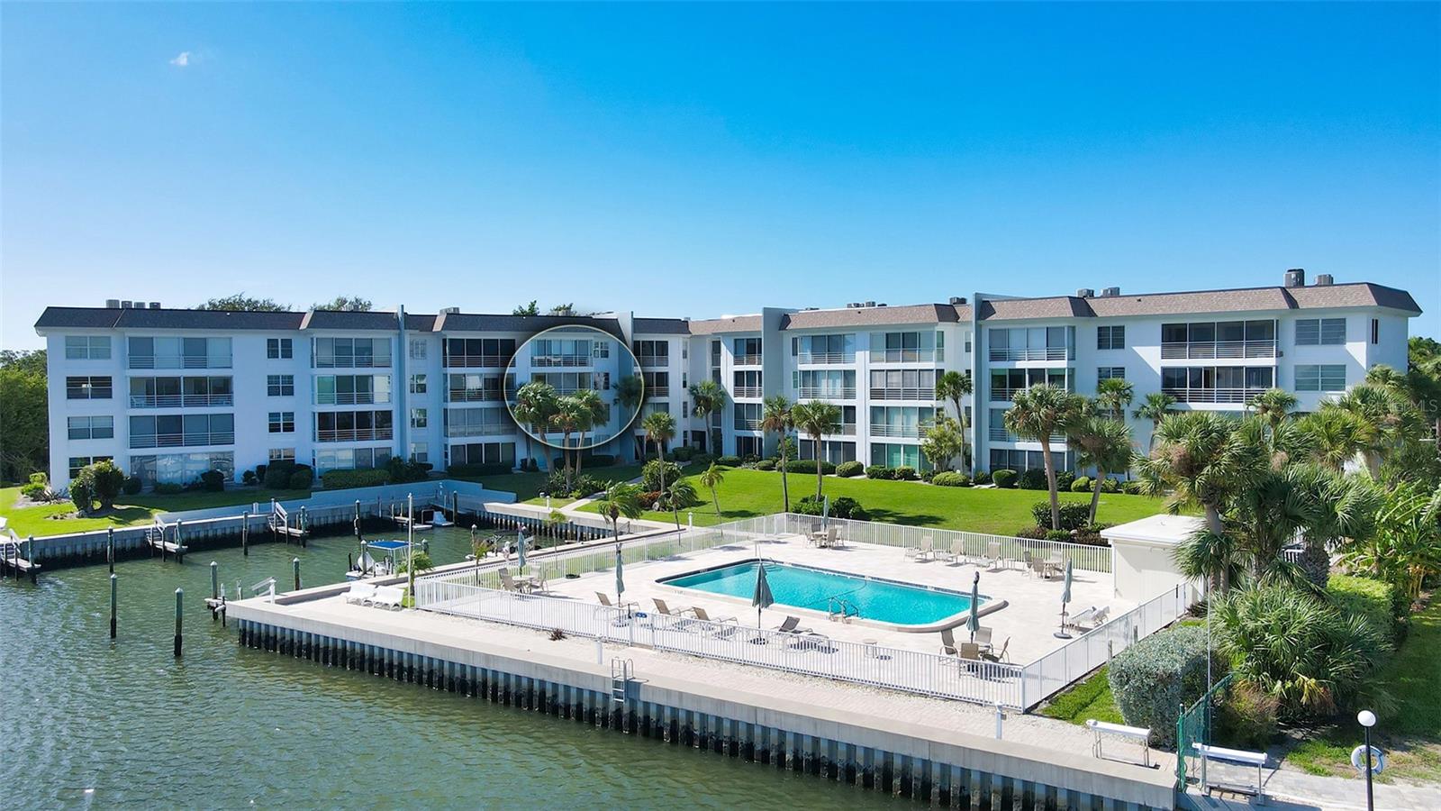 SUTTON PLACE - Residential