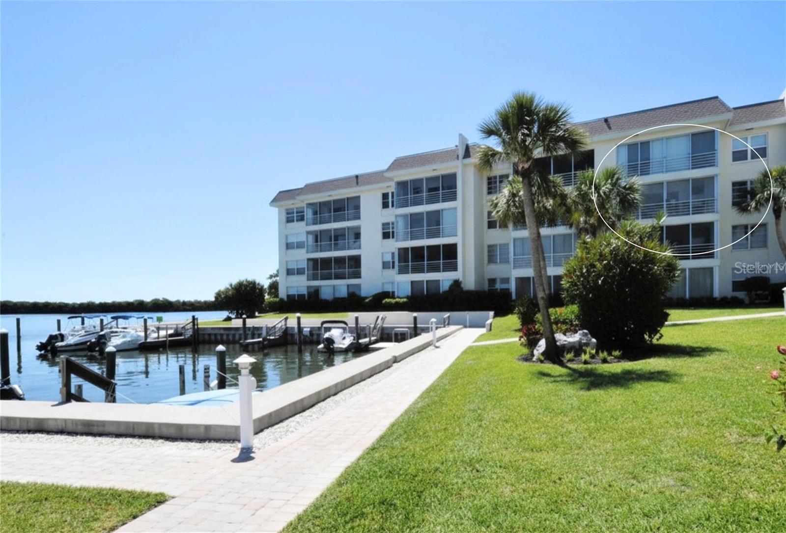 SUTTON PLACE - Residential