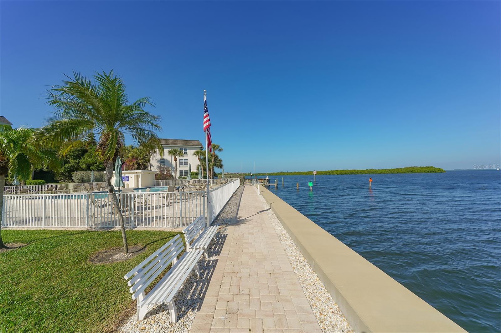 SUTTON PLACE - Residential
