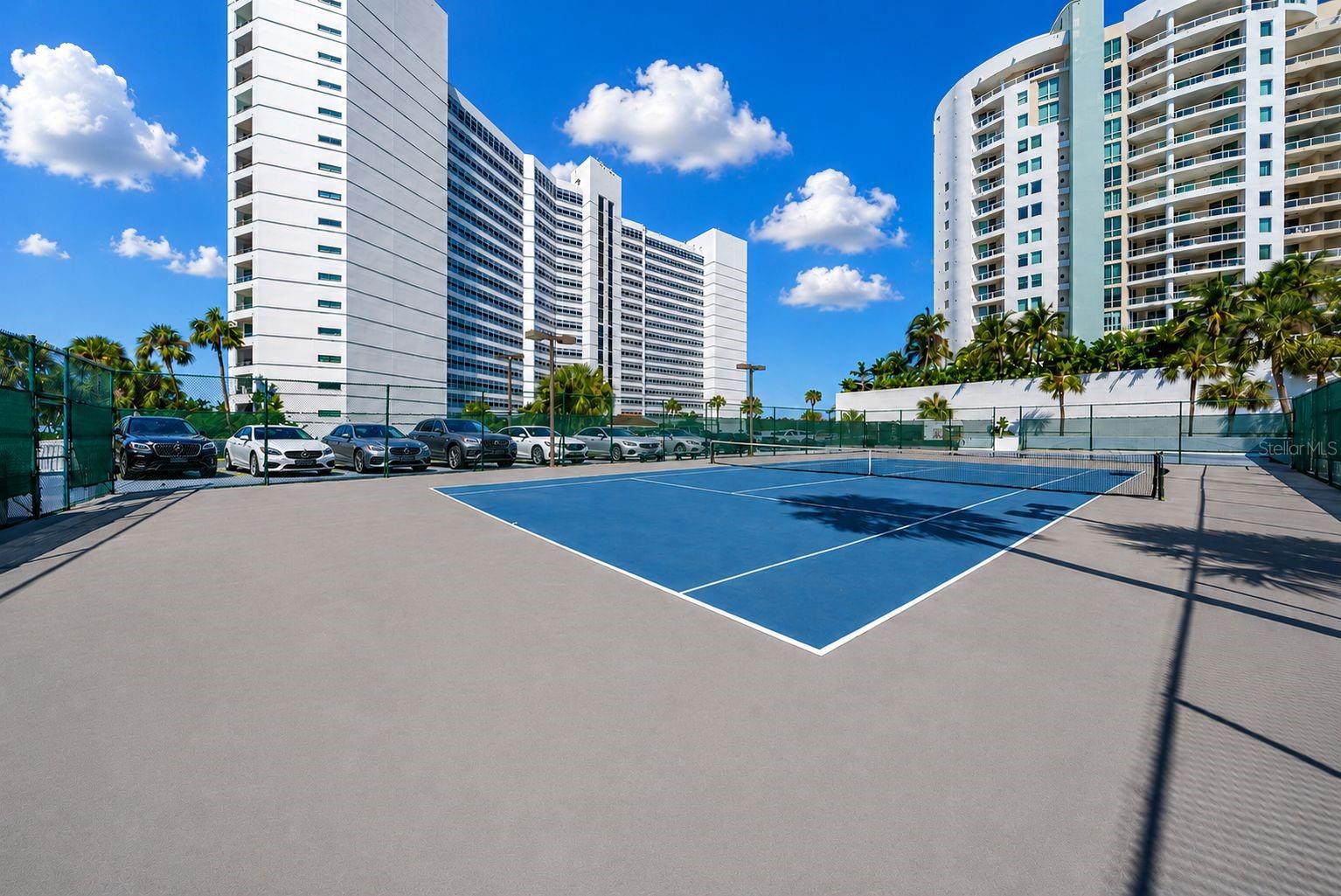CONDO ON THE BAY TOWER II - Residential