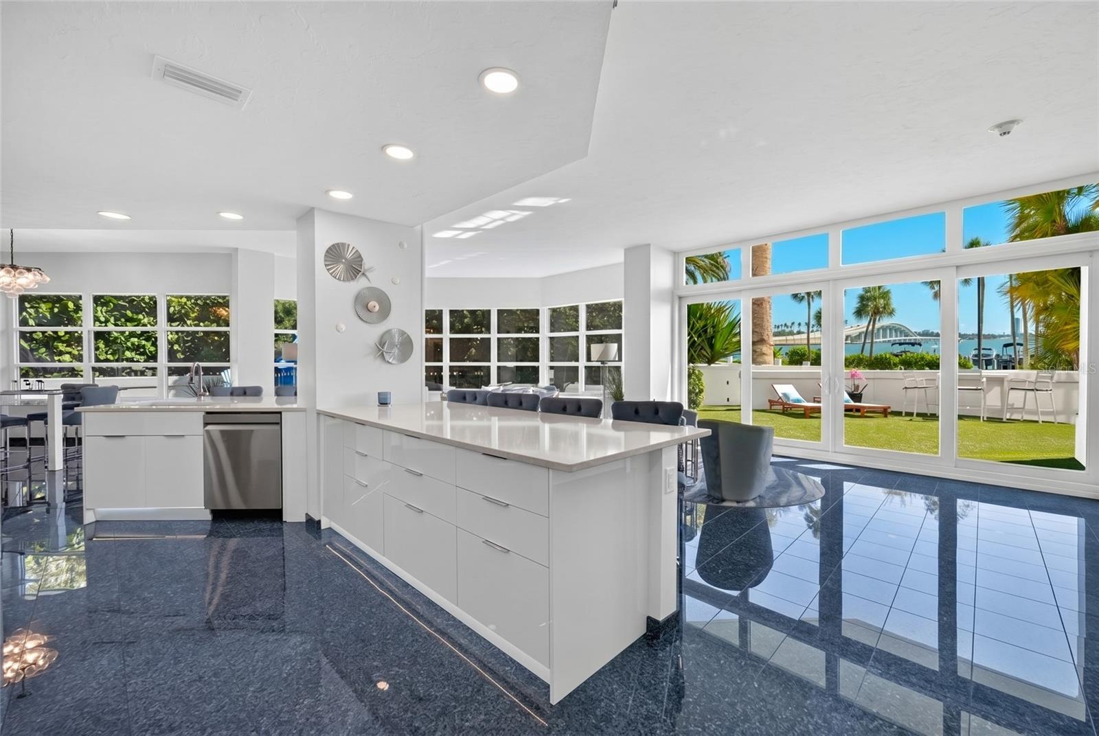 CONDO ON THE BAY TOWER II - Residential