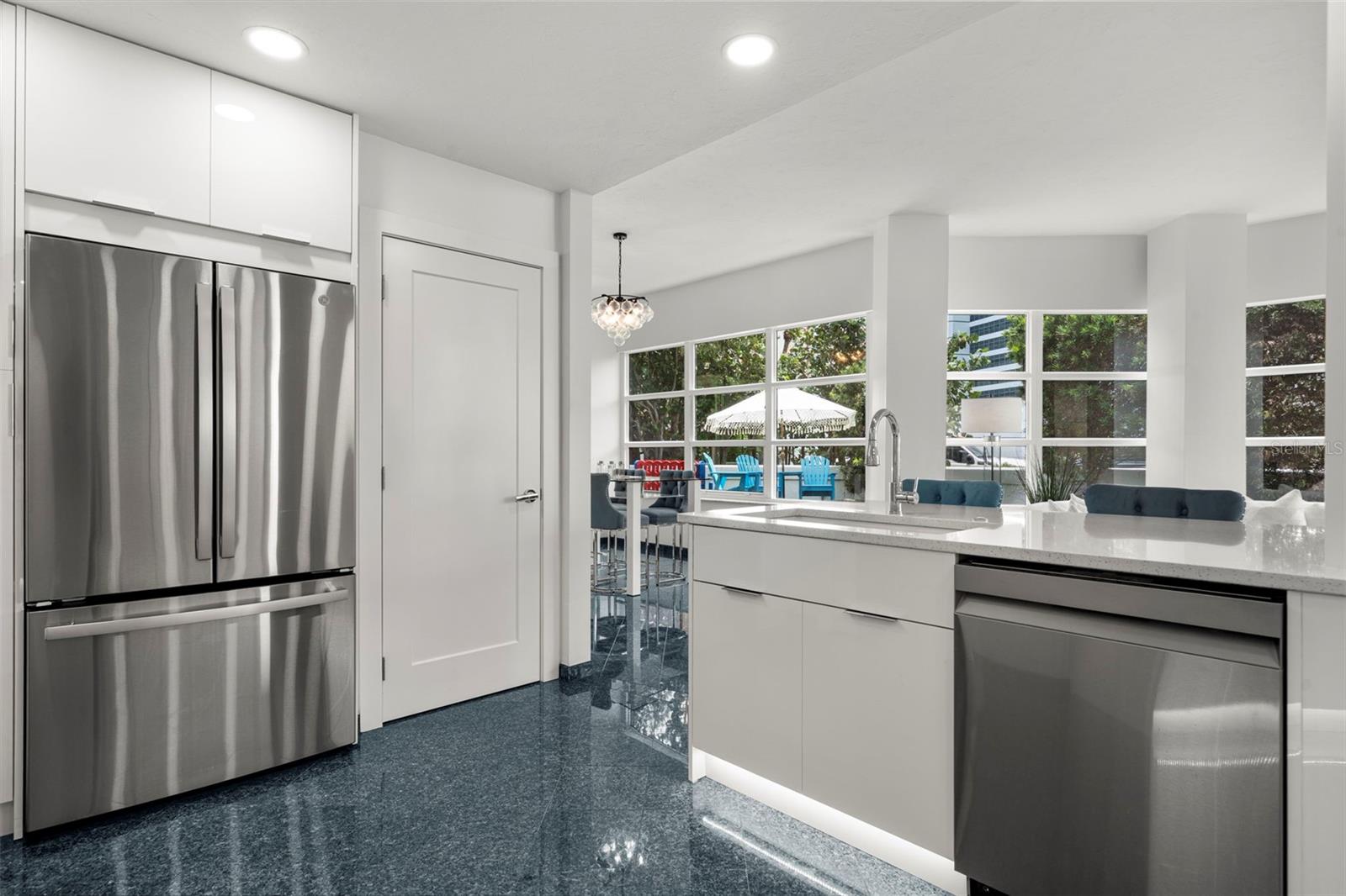 CONDO ON THE BAY TOWER II - Residential