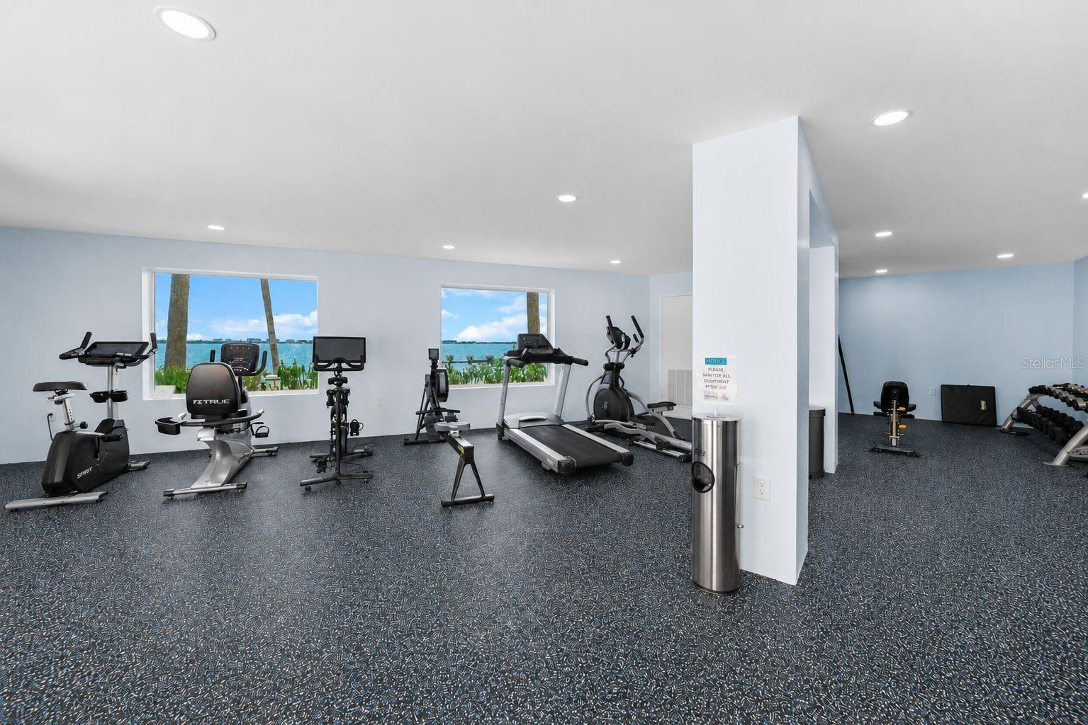 CONDO ON THE BAY TOWER II - Residential