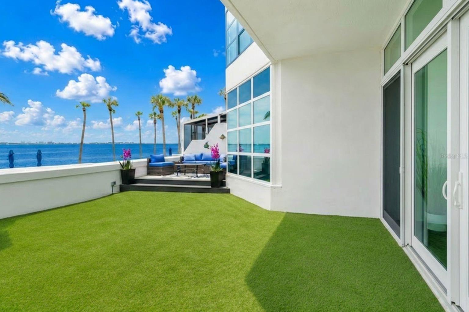CONDO ON THE BAY TOWER II - Residential