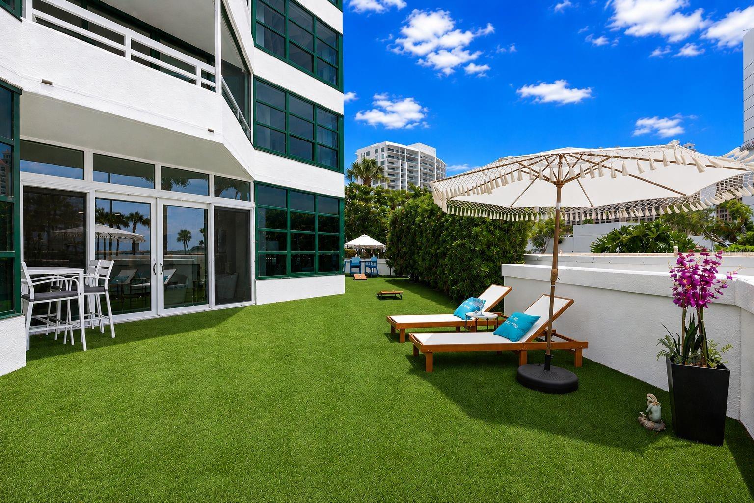 CONDO ON THE BAY TOWER II - Residential