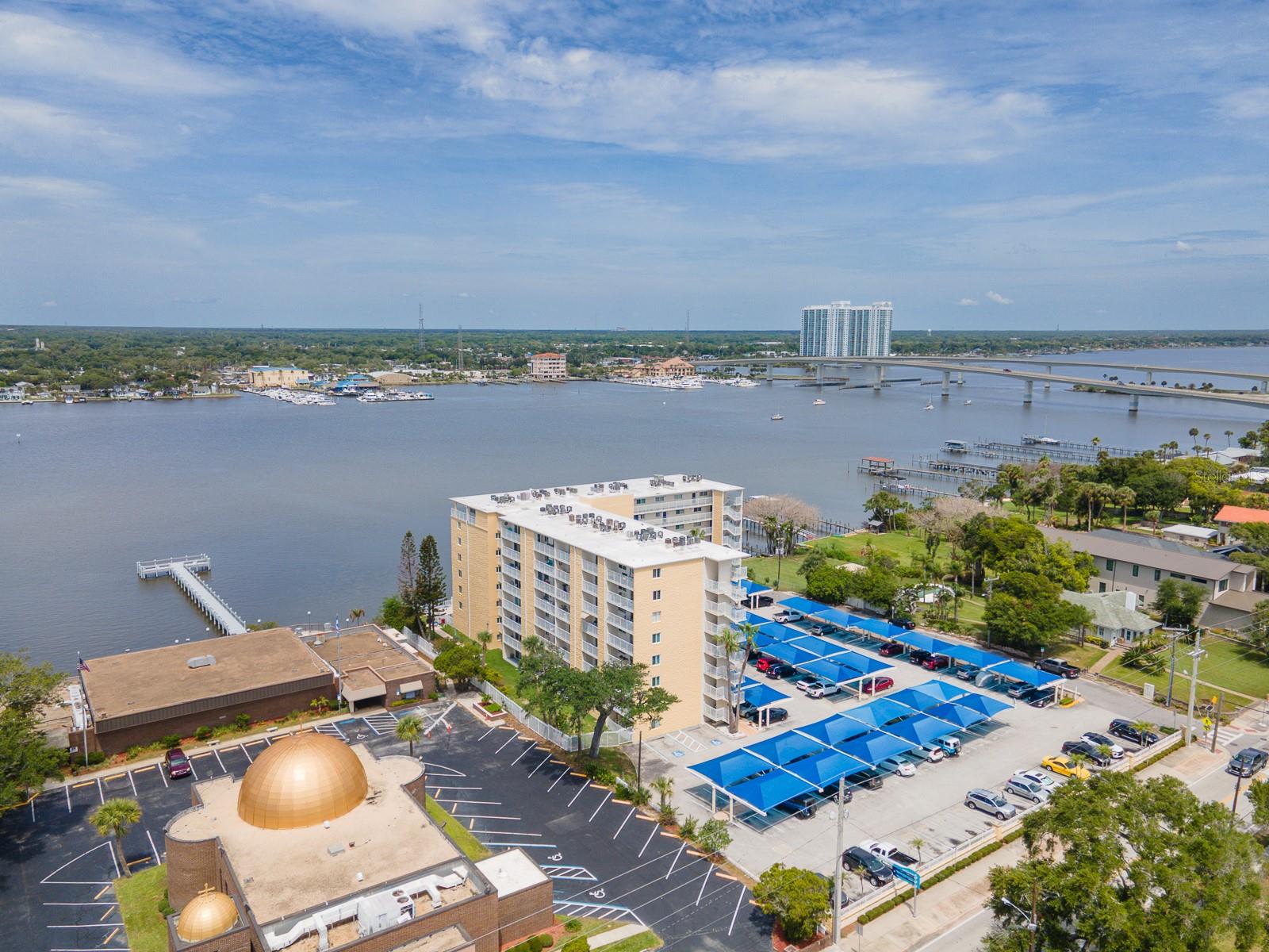 HARBOR VIEW CONDO - Residential