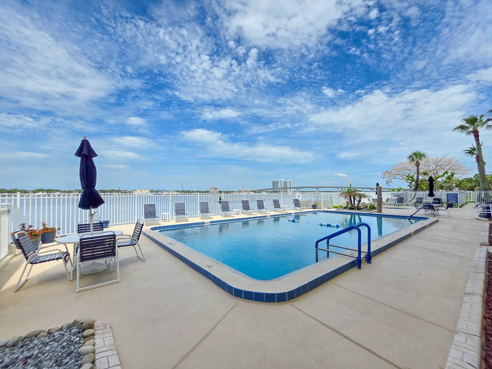 HARBOR VIEW CONDO - Residential