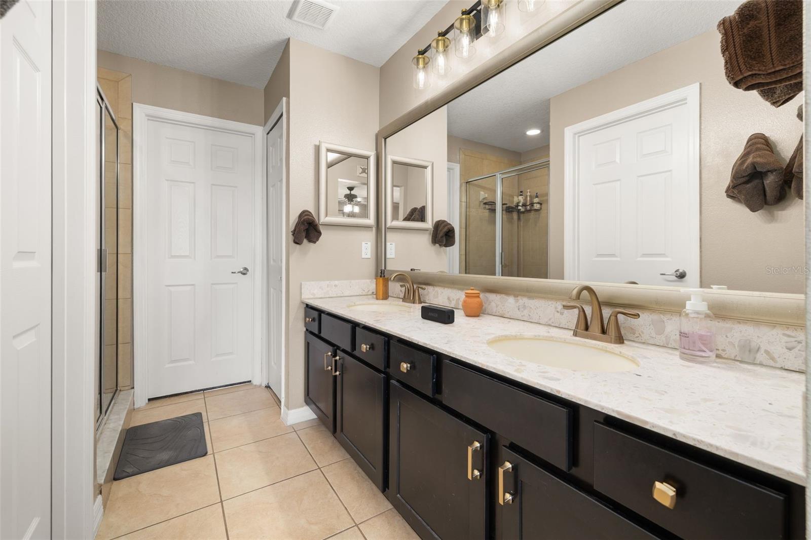OAK RIDGE - Residential